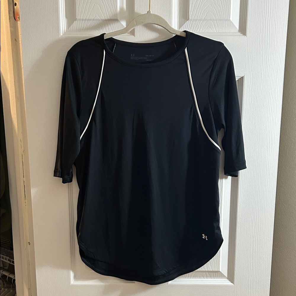 Under Armour Women's Black and White Jersey Top